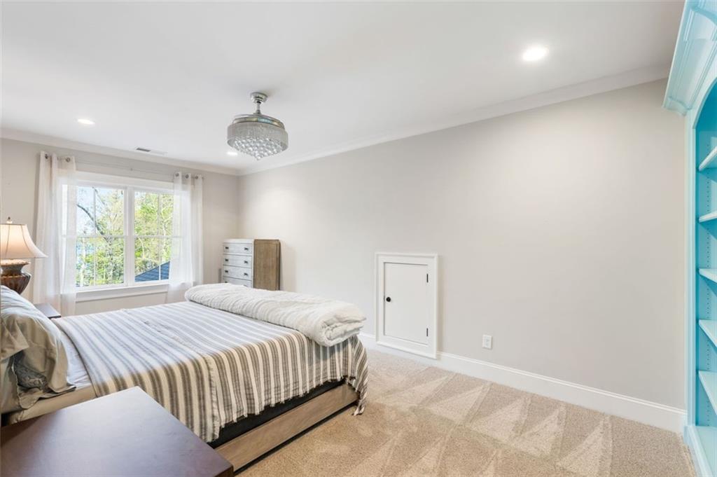 7305 BREEZE BAY Road