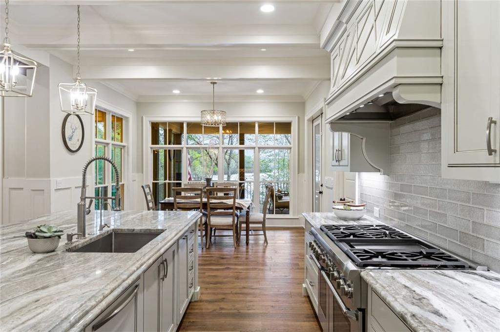 7305 BREEZE BAY Road