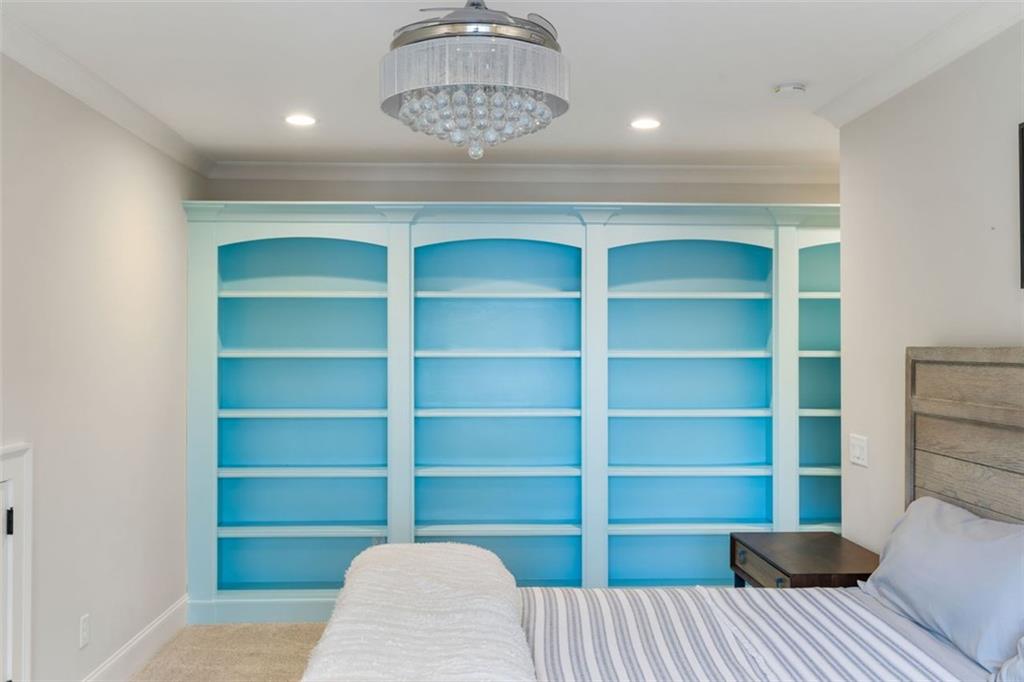 7305 BREEZE BAY Road