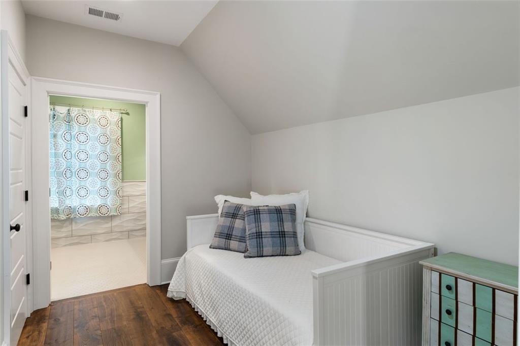 7305 BREEZE BAY Road