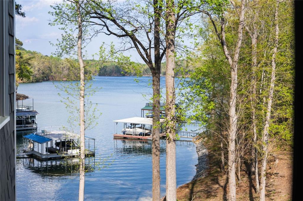 7305 BREEZE BAY Road