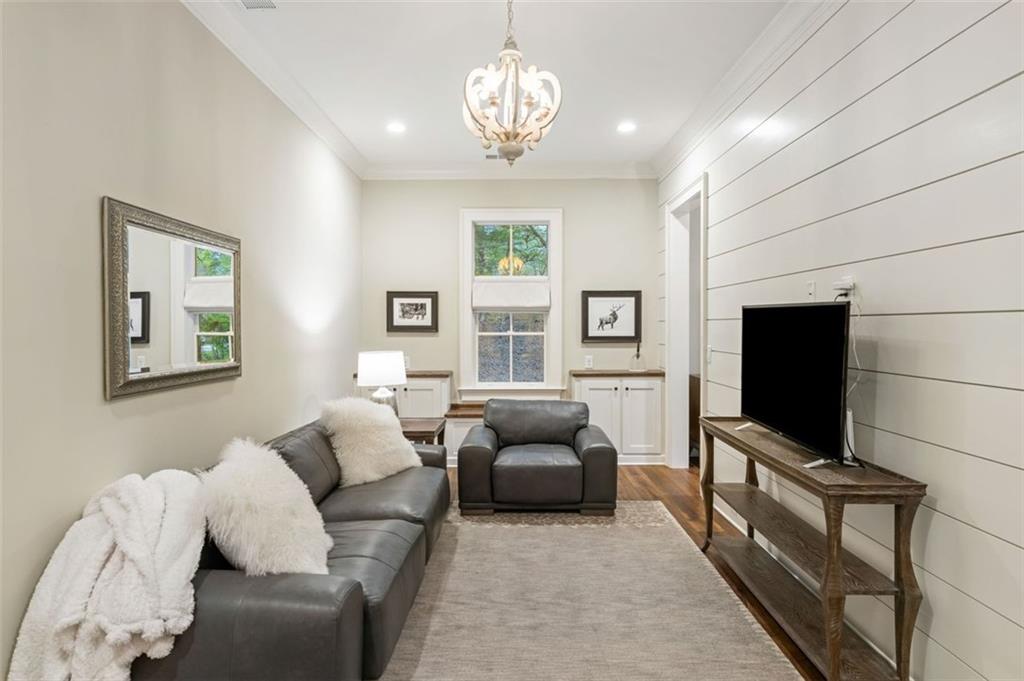 7305 BREEZE BAY Road