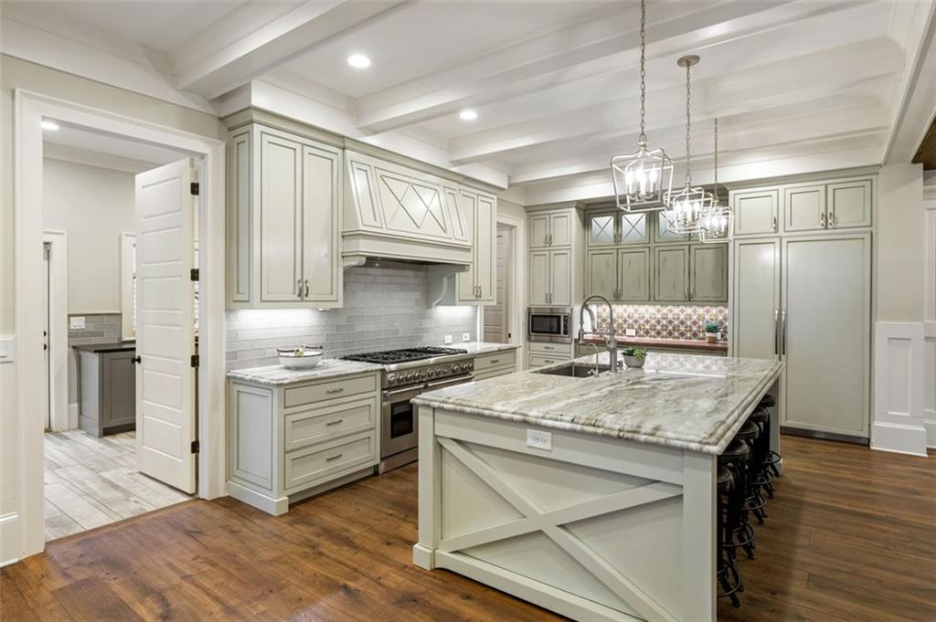 7305 BREEZE BAY Road