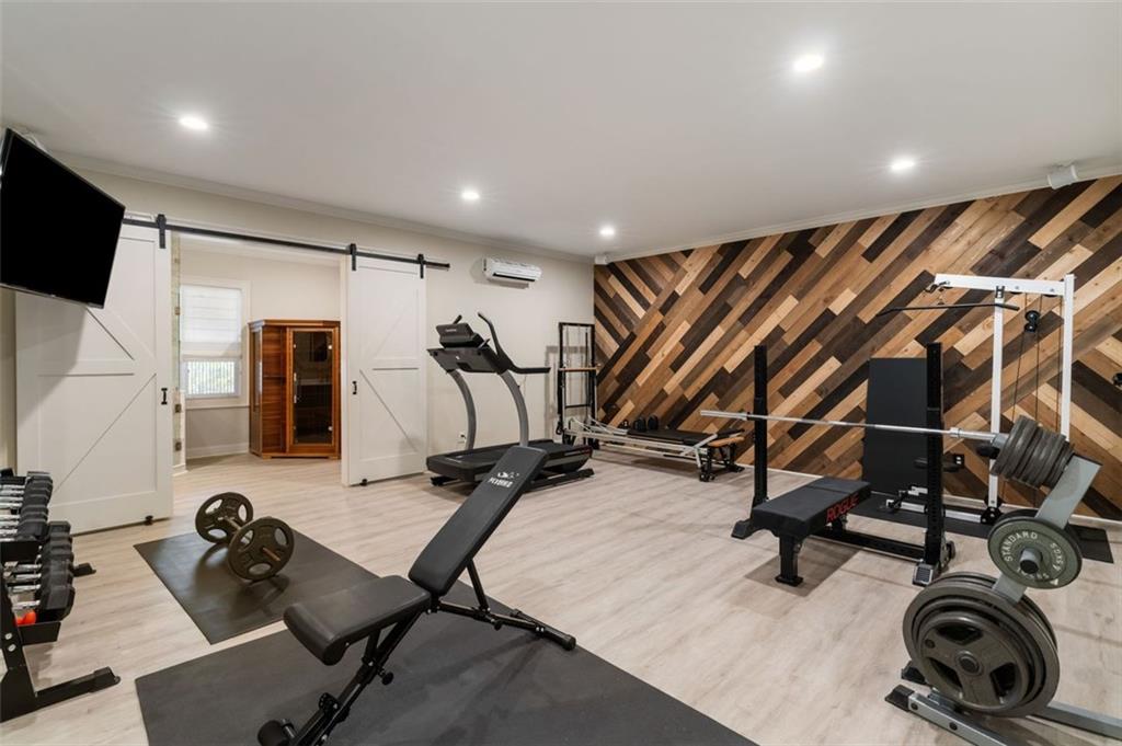 7305 BREEZE BAY Road