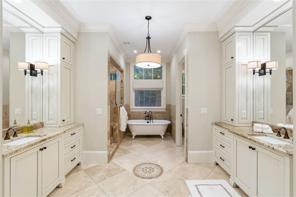 7305 BREEZE BAY Road