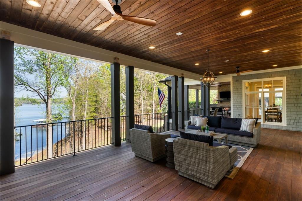 7305 BREEZE BAY Road