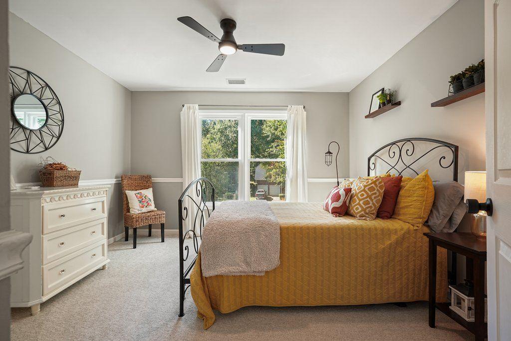 6670 BROOKLINE Court