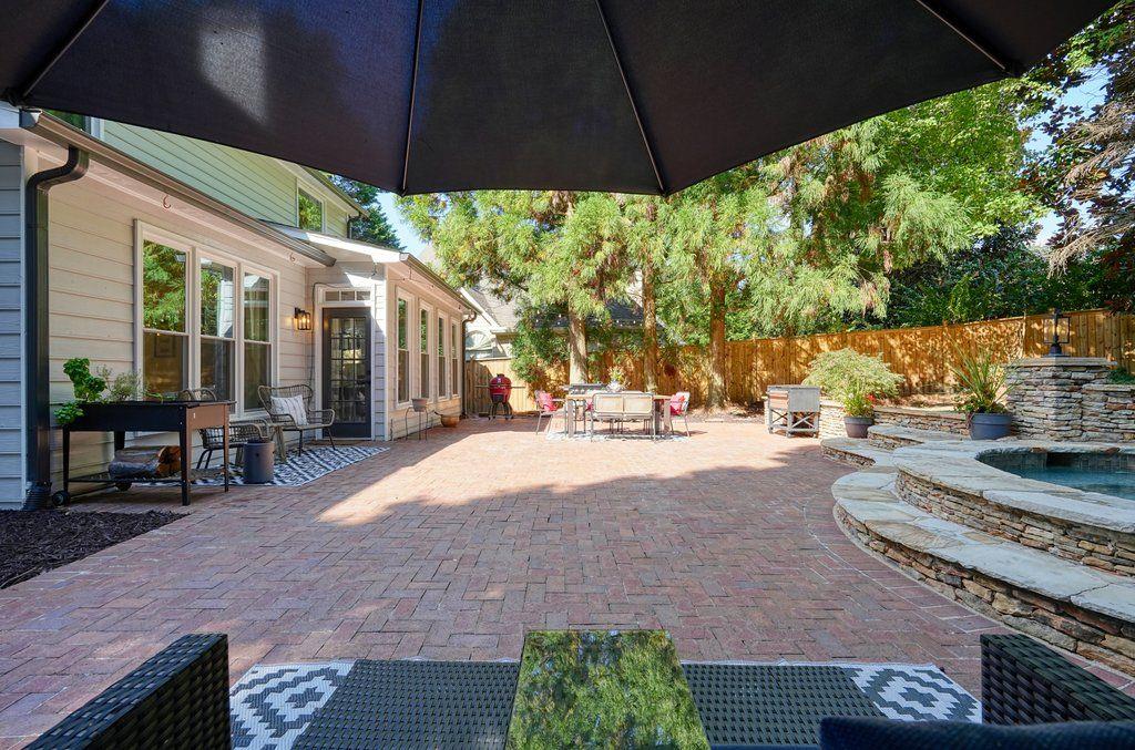 6670 BROOKLINE Court