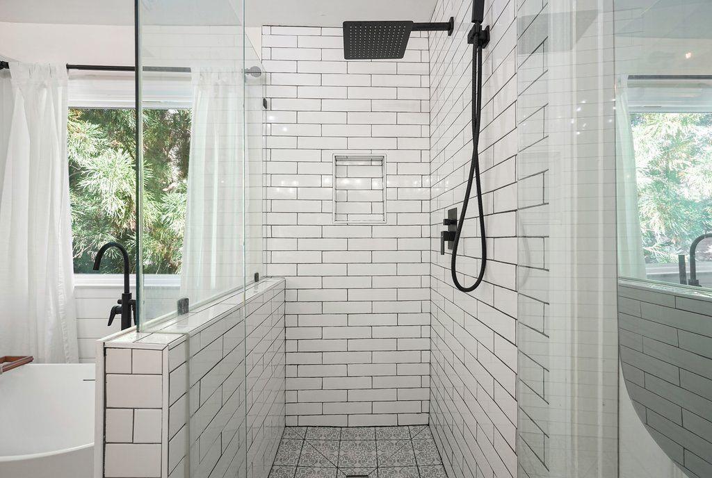 6670 BROOKLINE Court