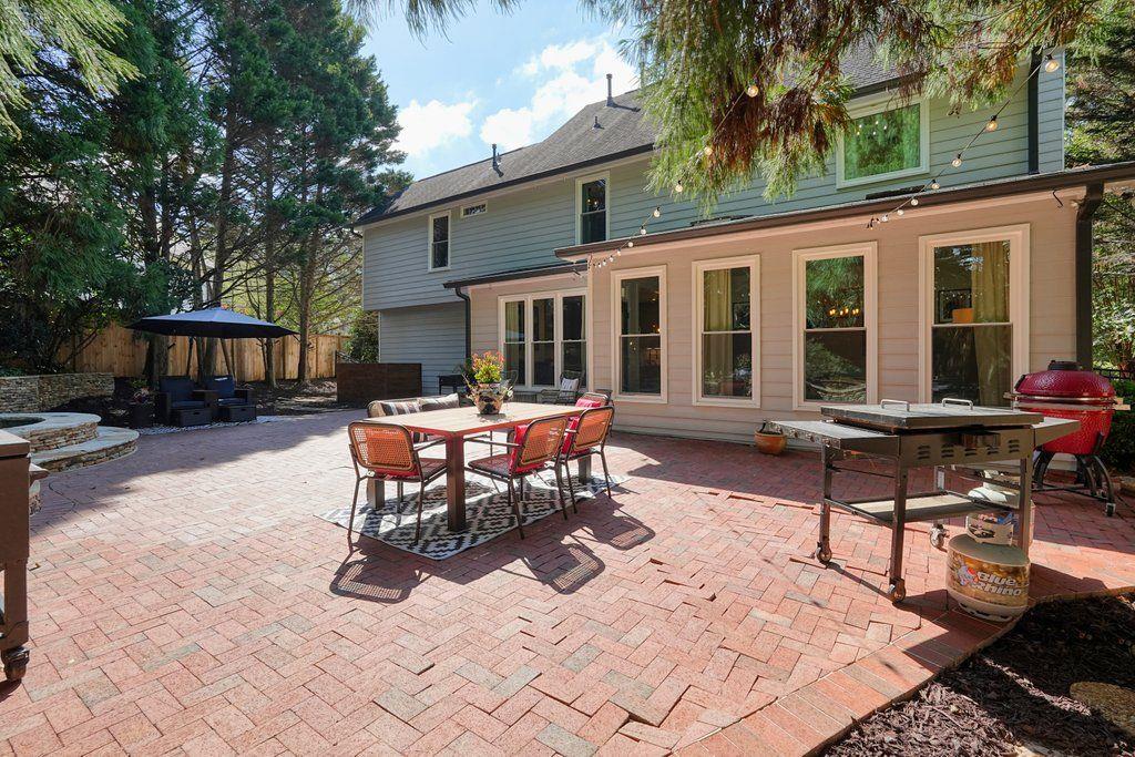 6670 BROOKLINE Court