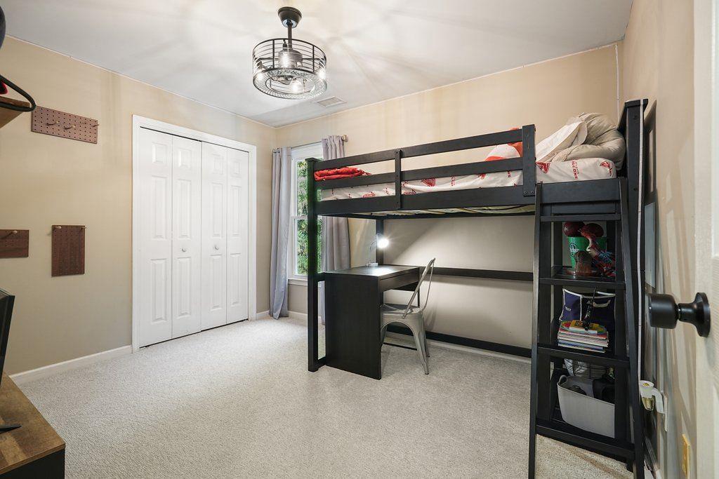 6670 BROOKLINE Court