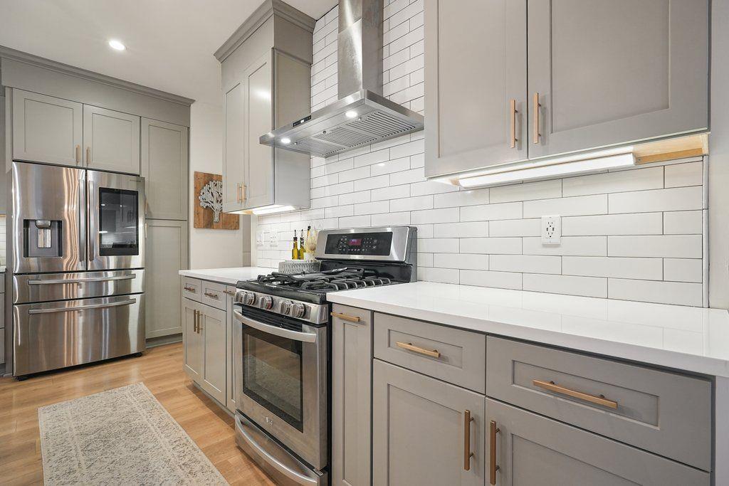 6670 BROOKLINE Court