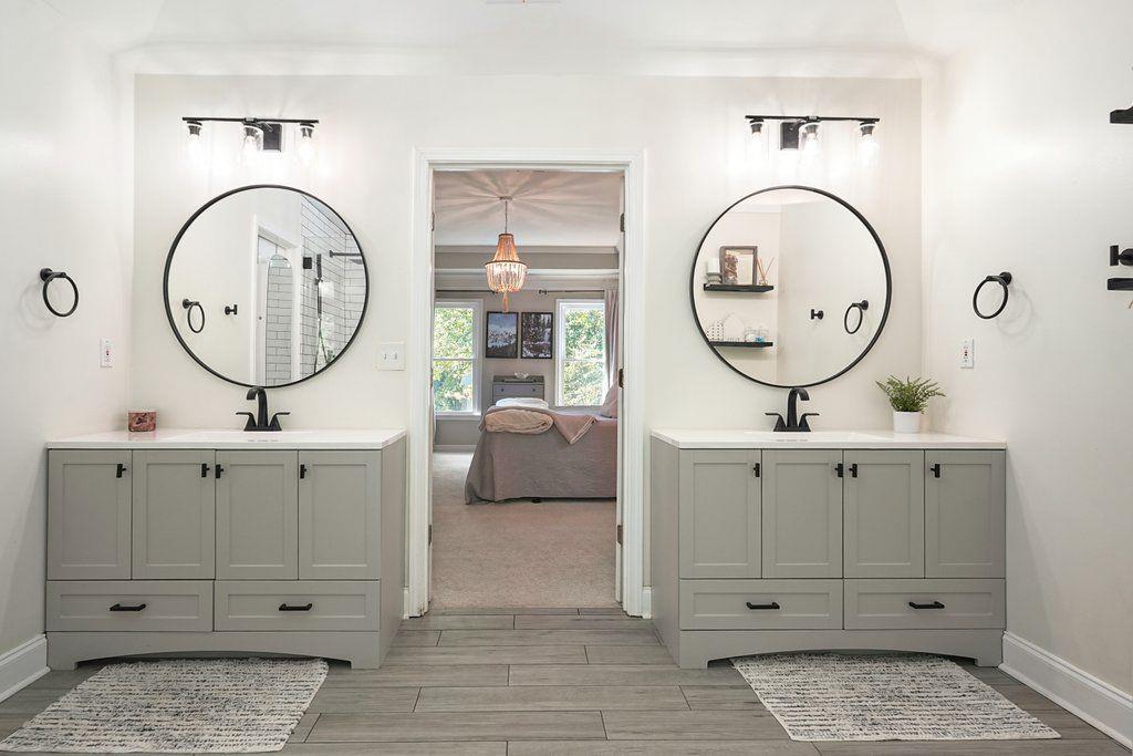 6670 BROOKLINE Court