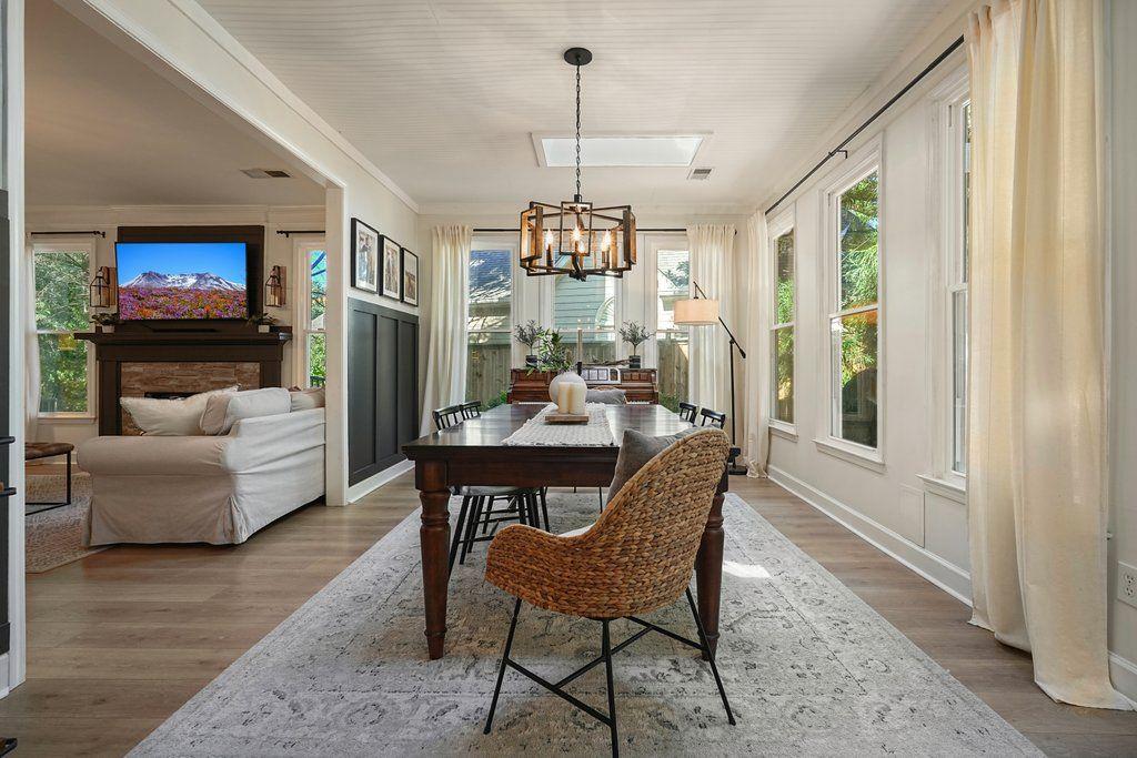 6670 BROOKLINE Court