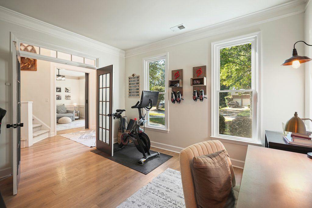 6670 BROOKLINE Court