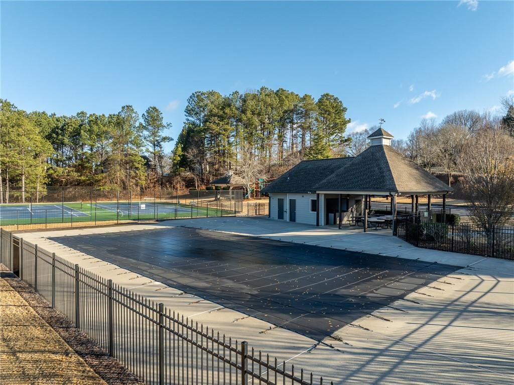 8935 Mountain Ridge Circle