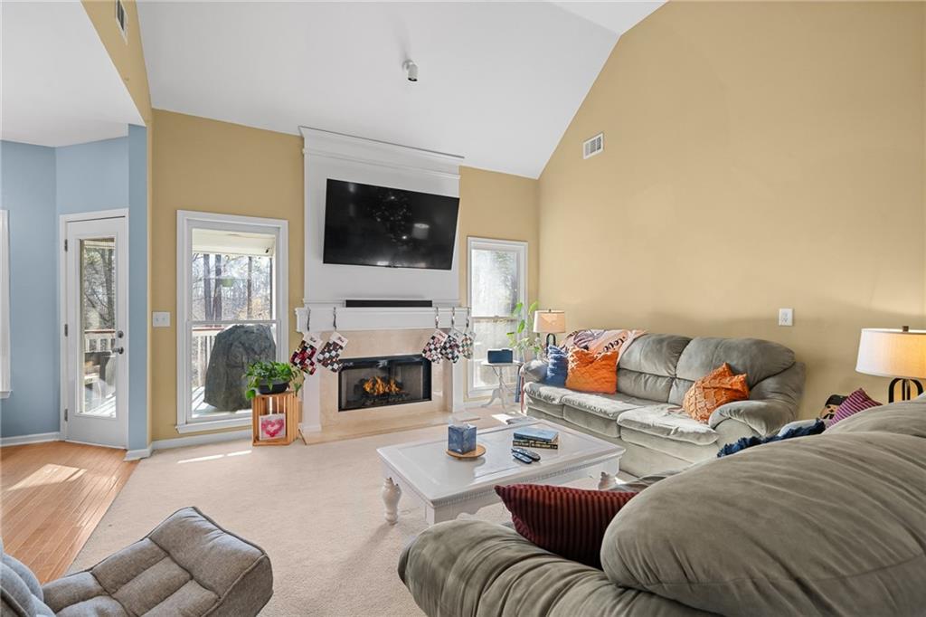 8935 Mountain Ridge Circle