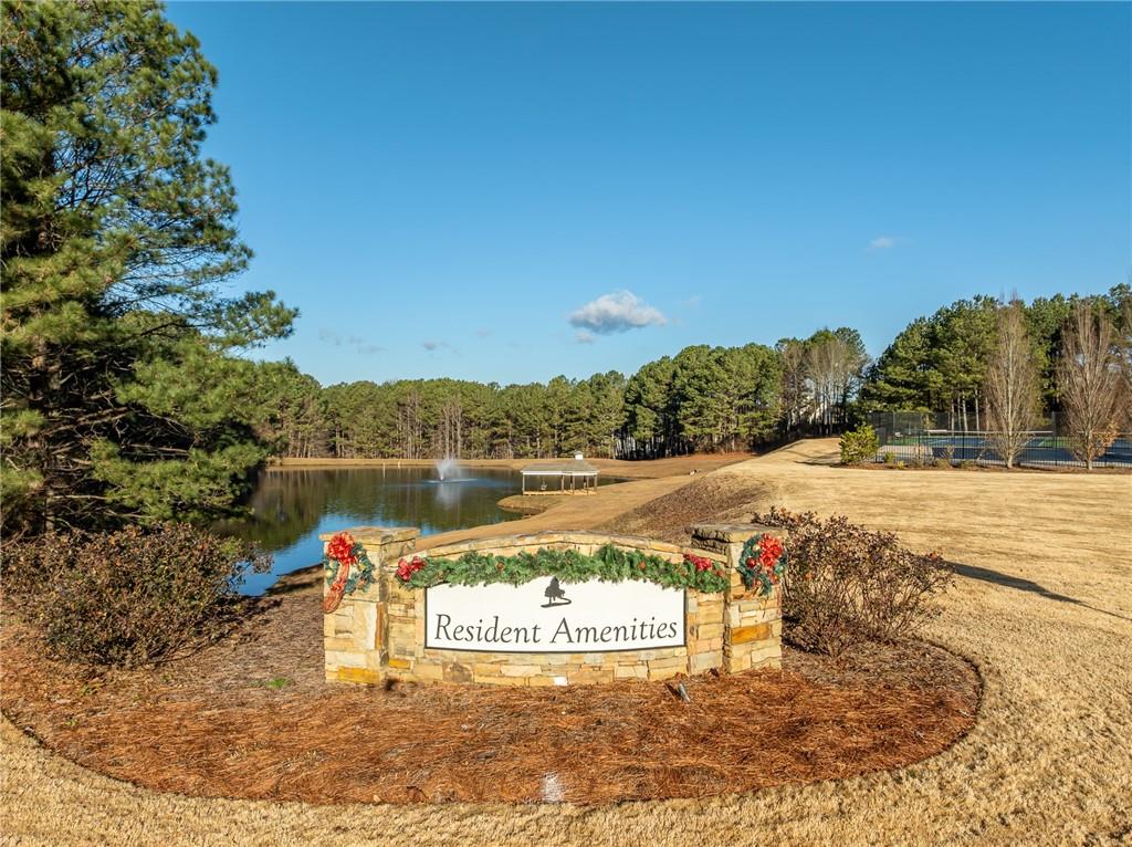 8935 Mountain Ridge Circle