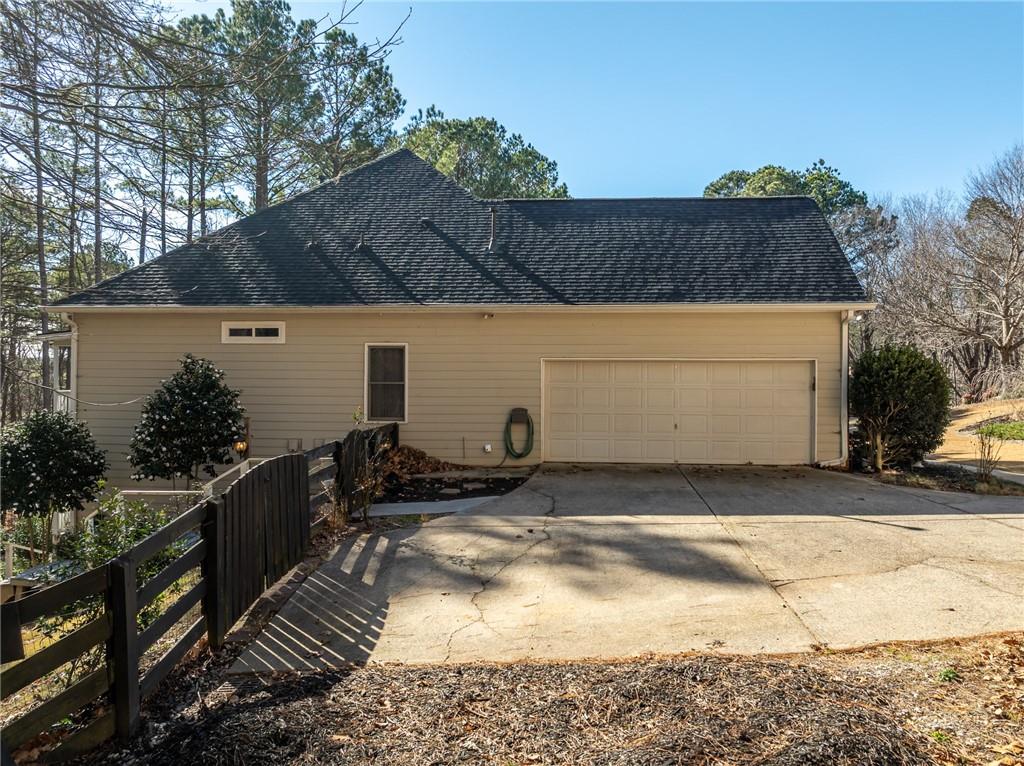 8935 Mountain Ridge Circle