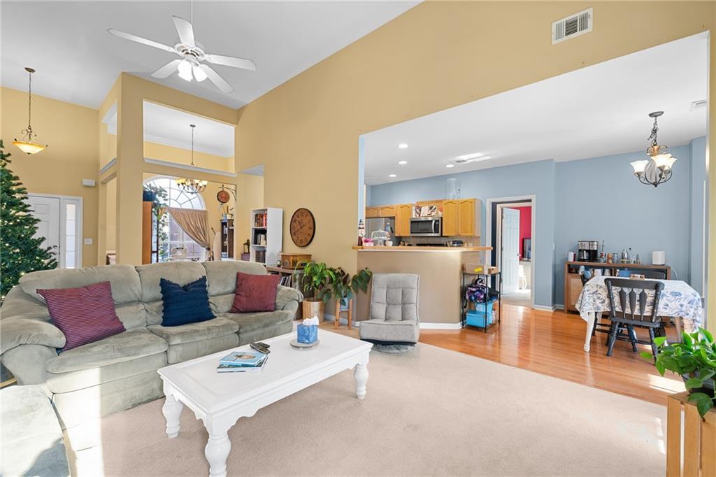 8935 Mountain Ridge Circle