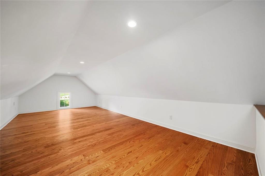 8819 Ford Lane