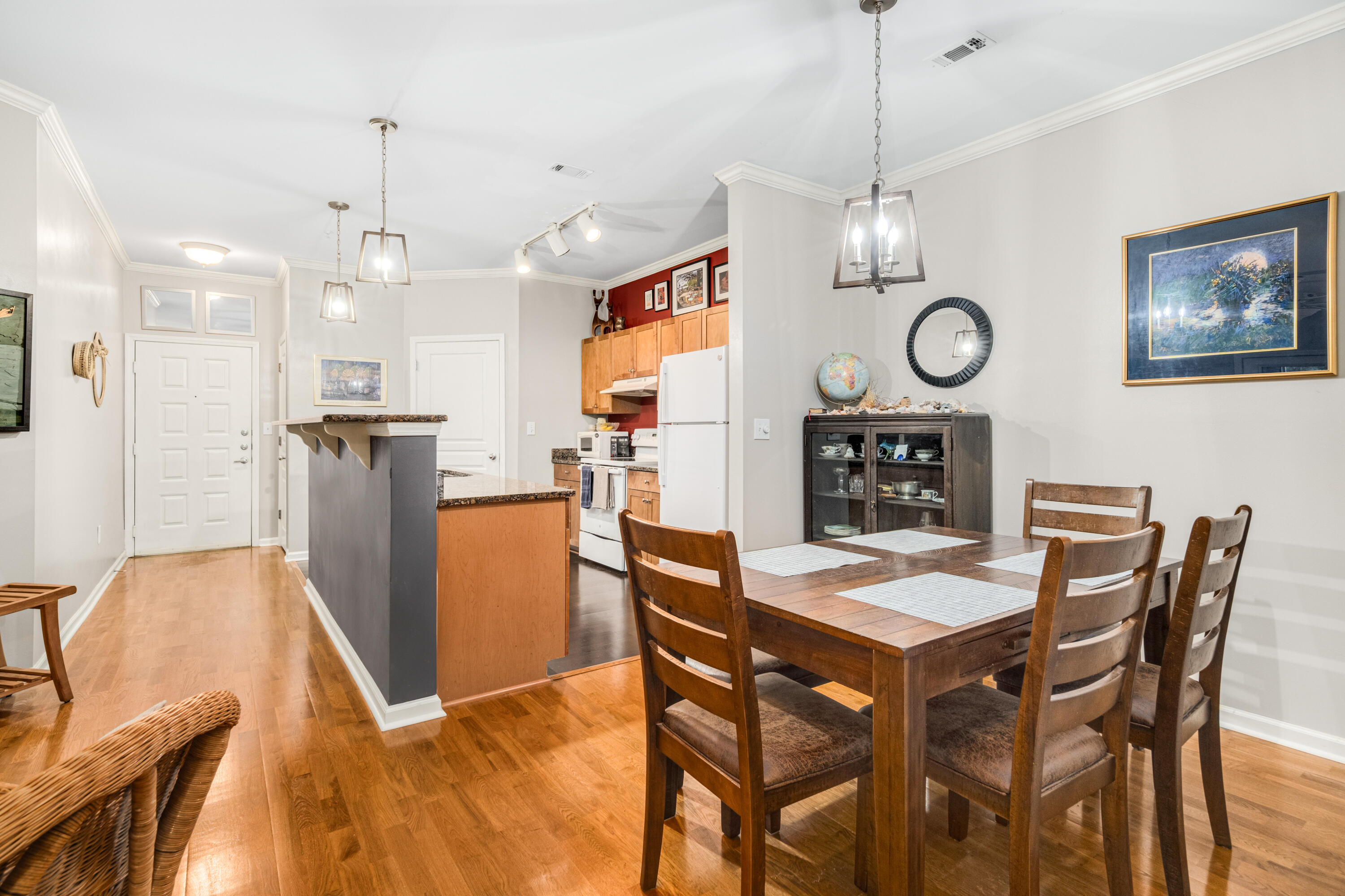 300 Bucksley Lane # 102