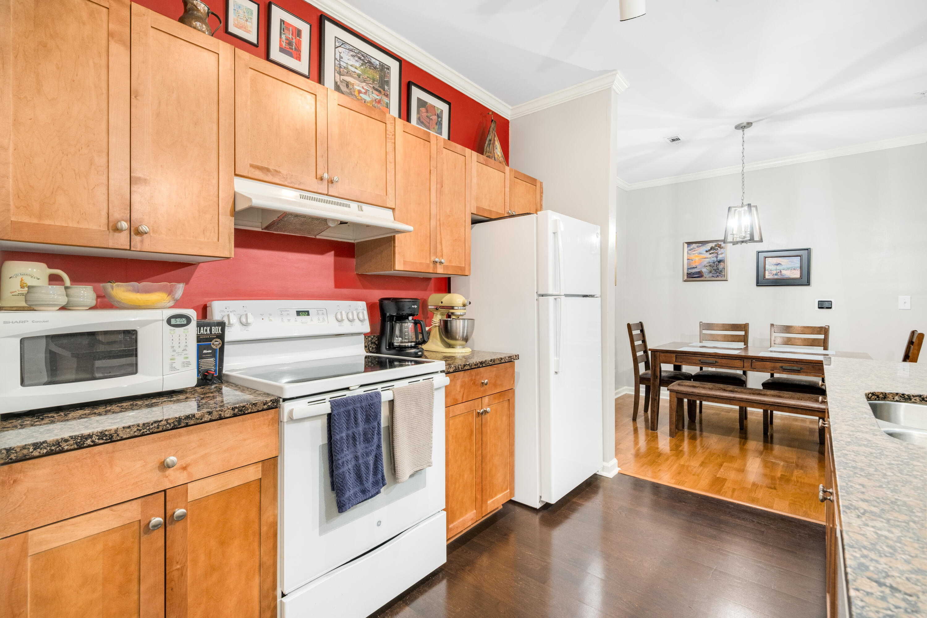 300 Bucksley Lane # 102