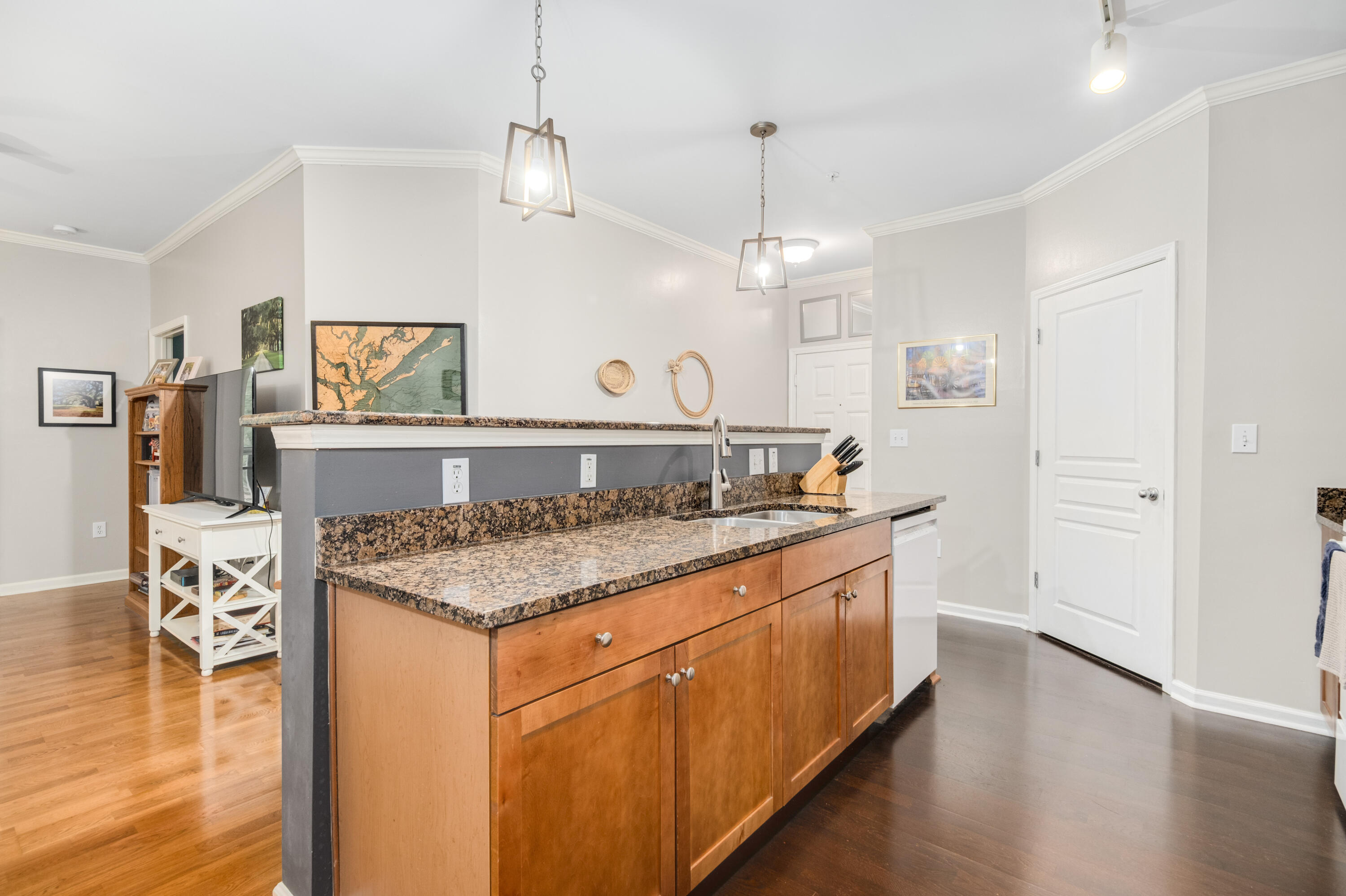 300 Bucksley Lane # 102