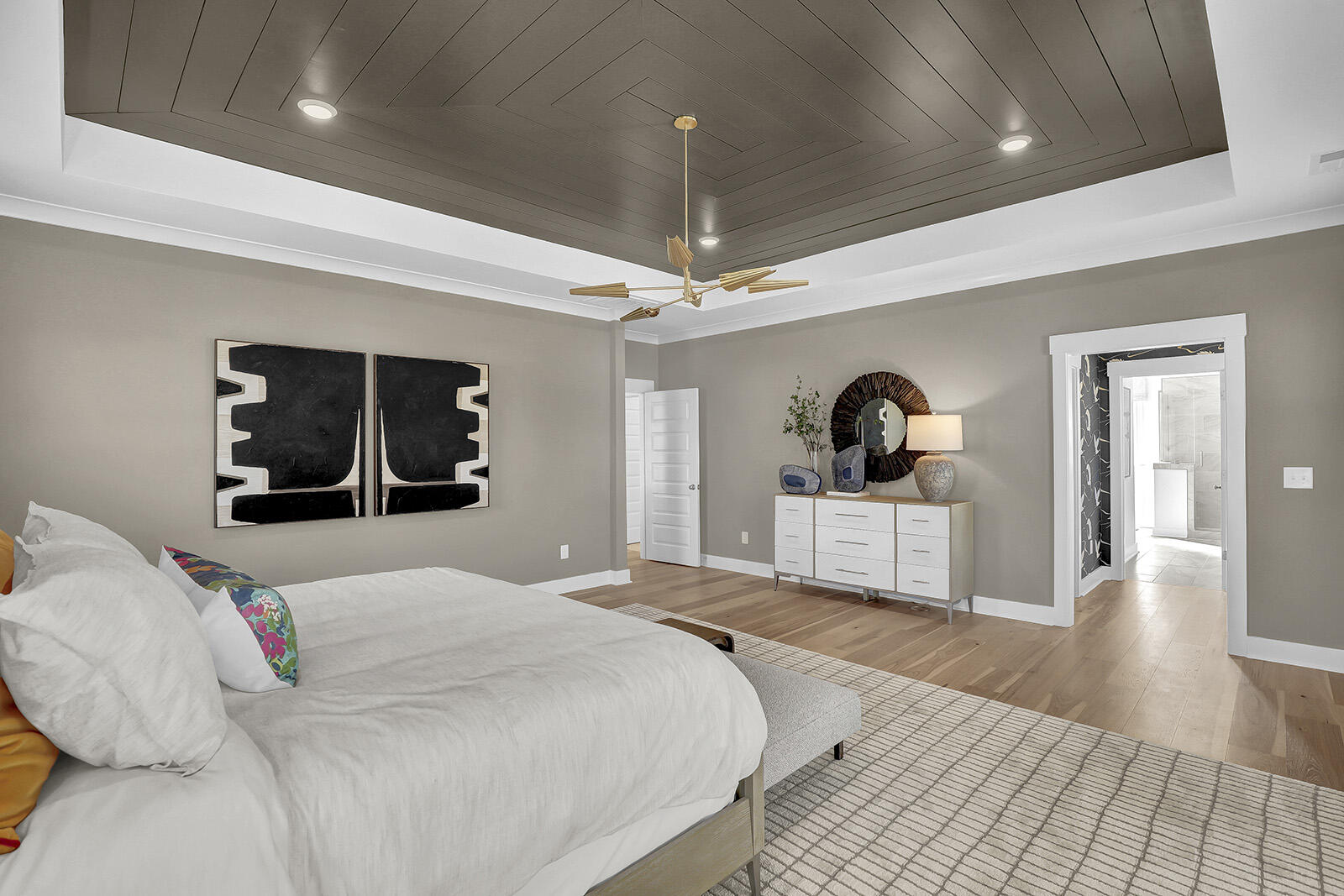 110 Sawlog Drive