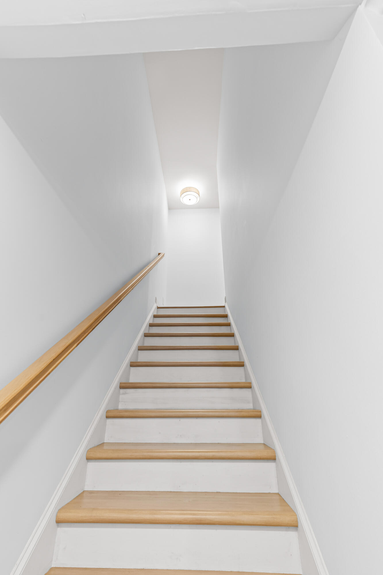 2061 Kings Gate Lane