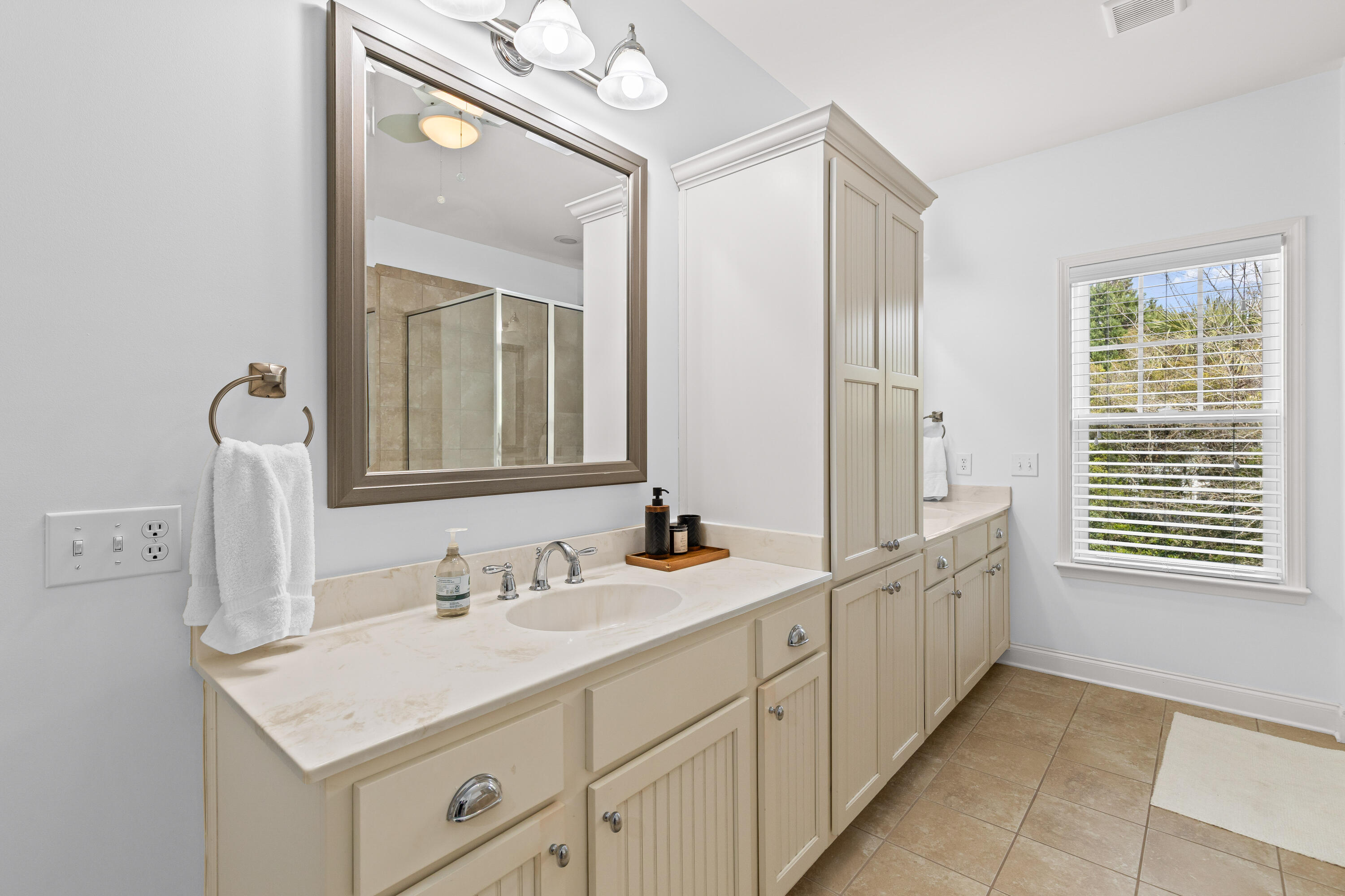 2061 Kings Gate Lane