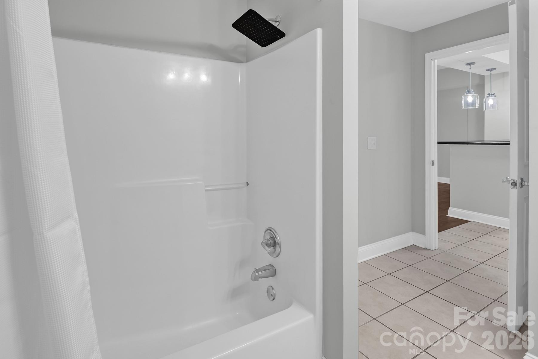 300 W 5th Street Unit: 339