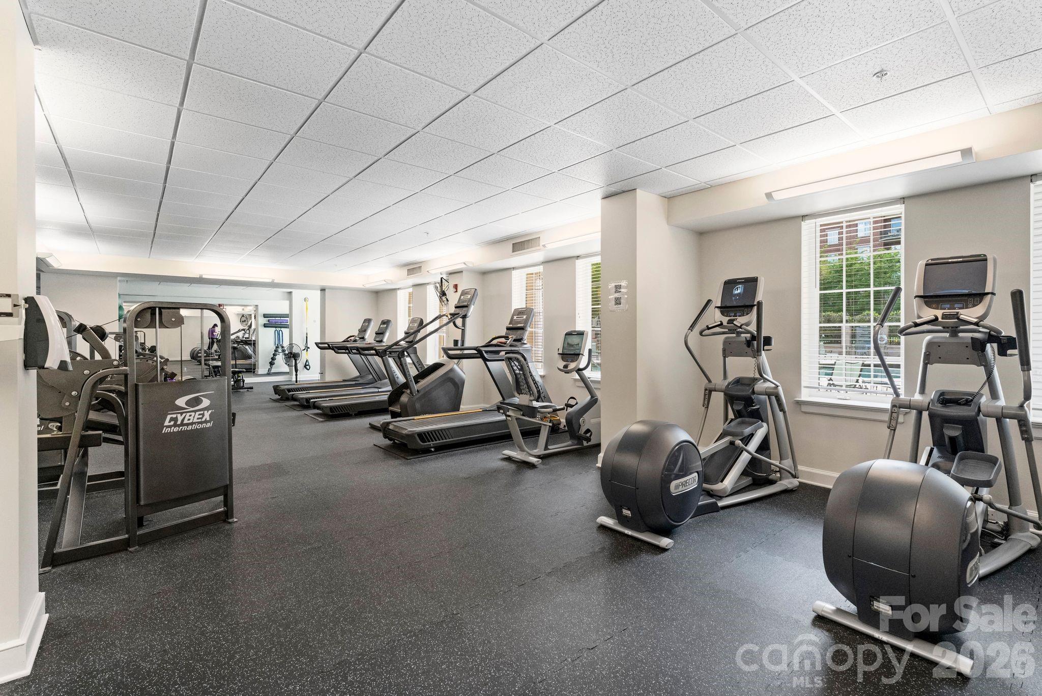 300 W 5th Street Unit: 339