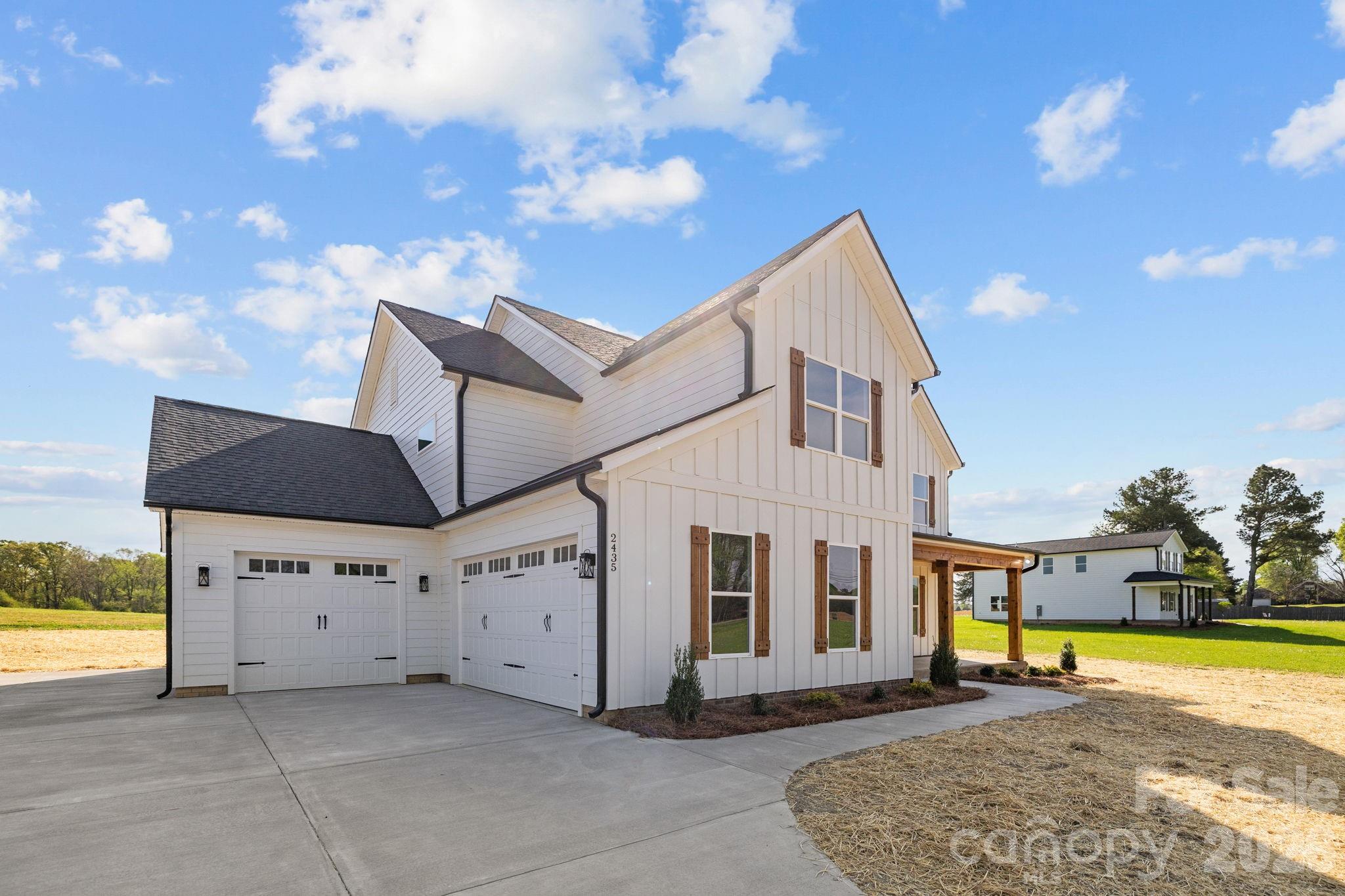 2435 wolf pond Road Unit: 2