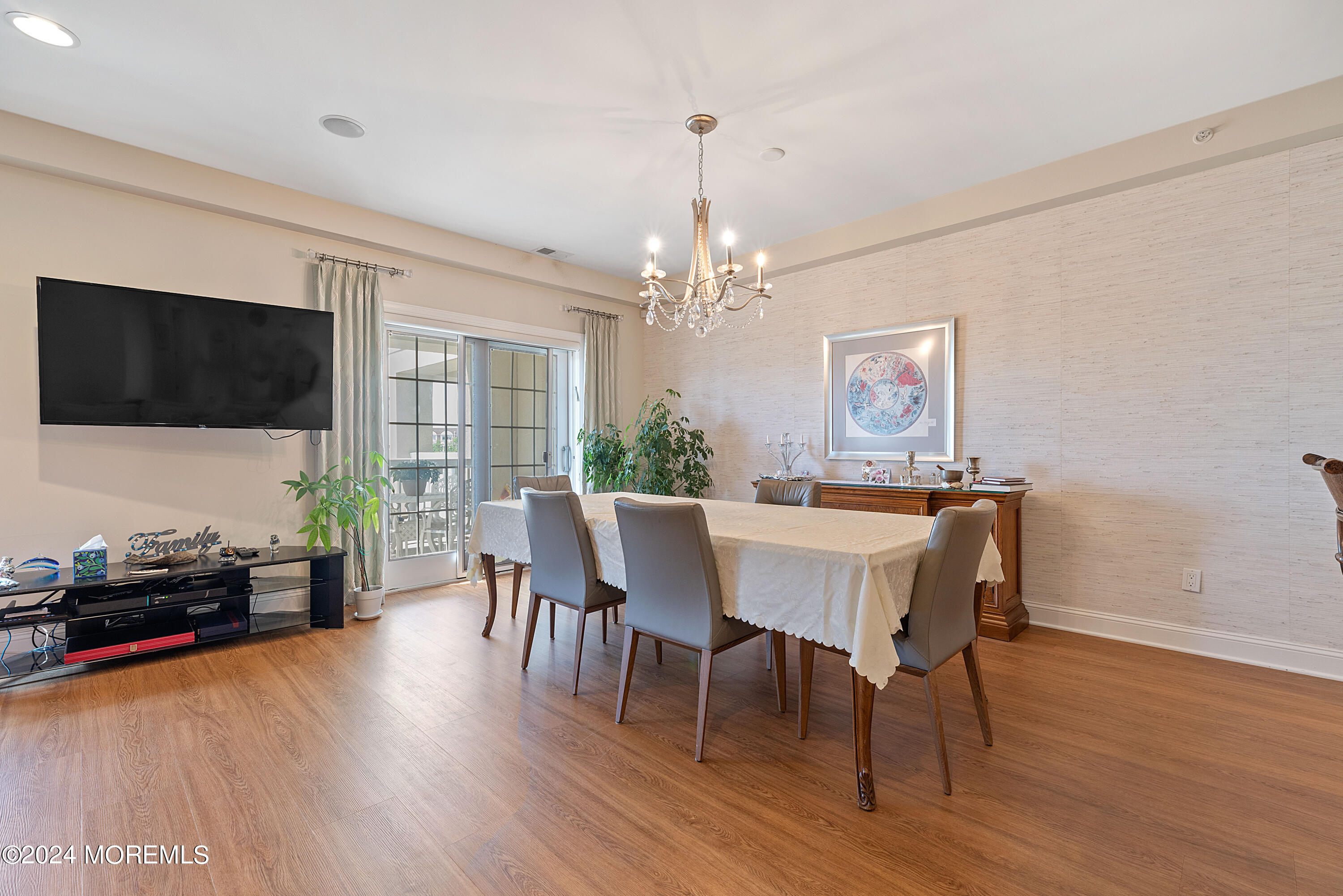 123 Riviera Drive