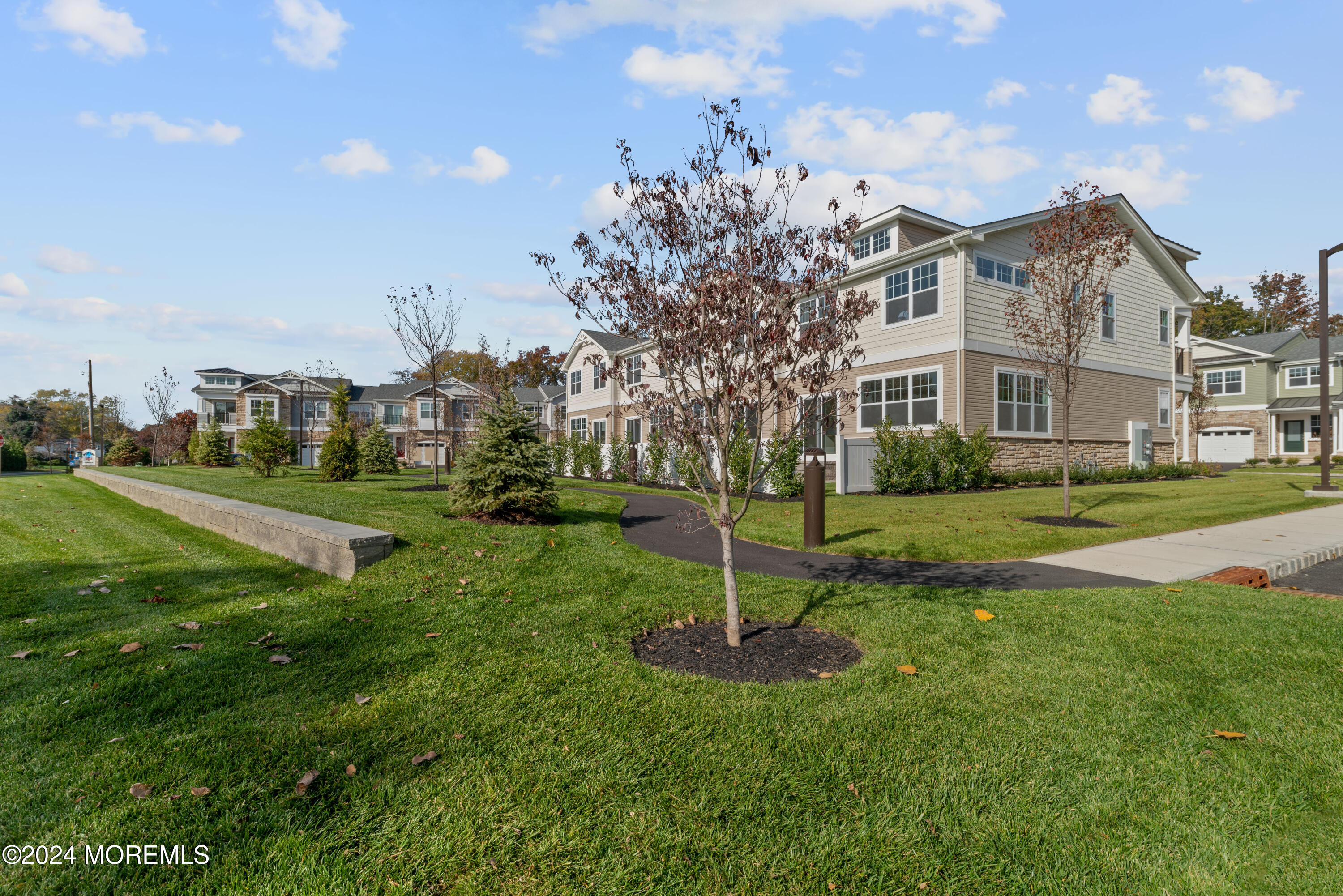 221 Brighton Avenue 302
