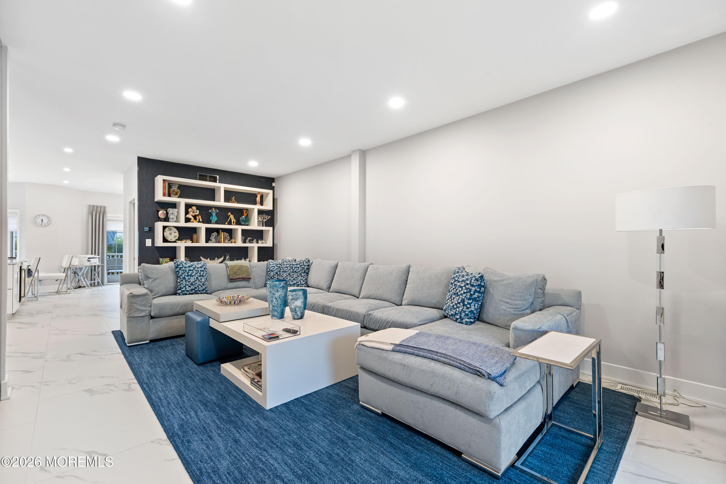 17 Riviera Drive