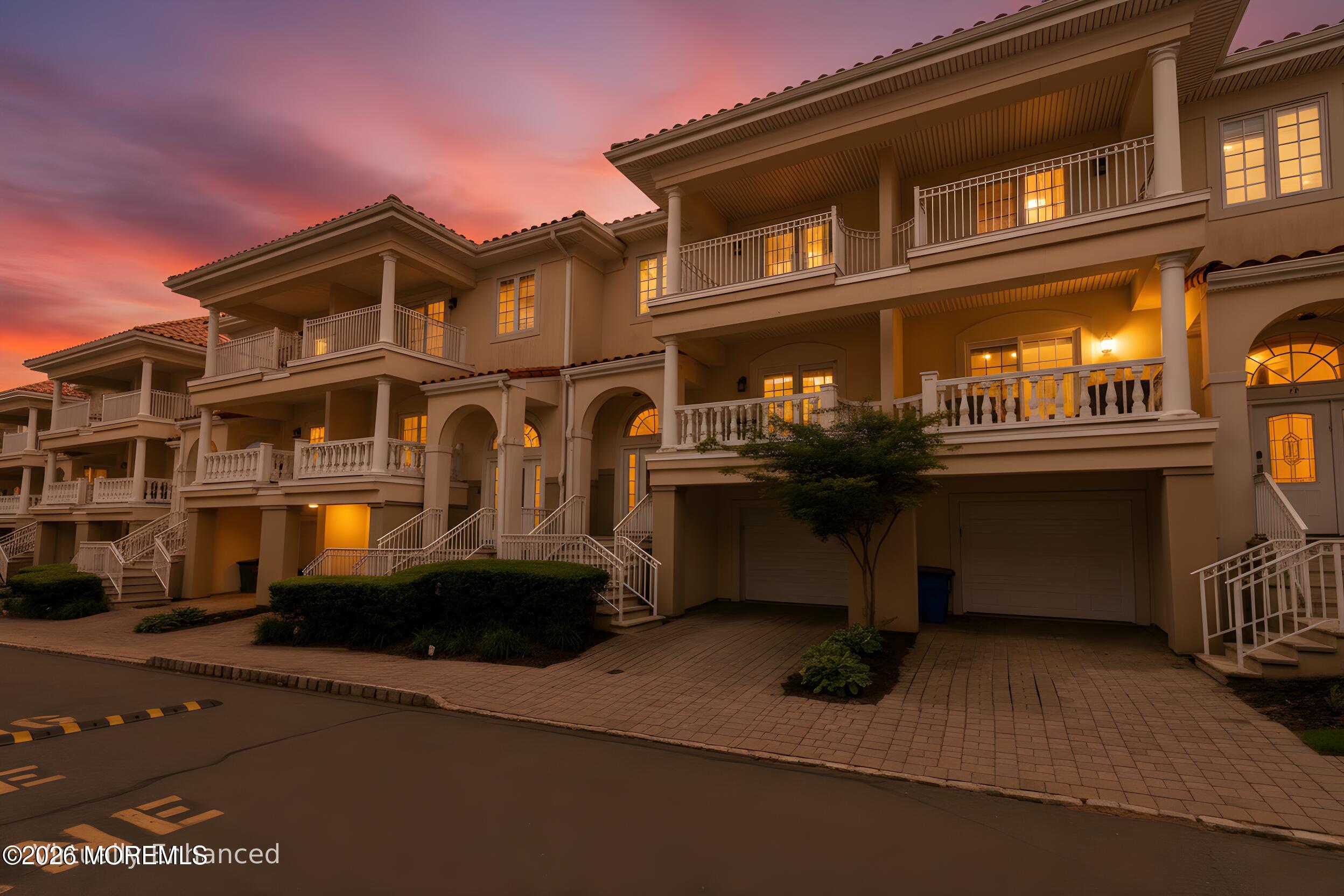 17 Riviera Drive