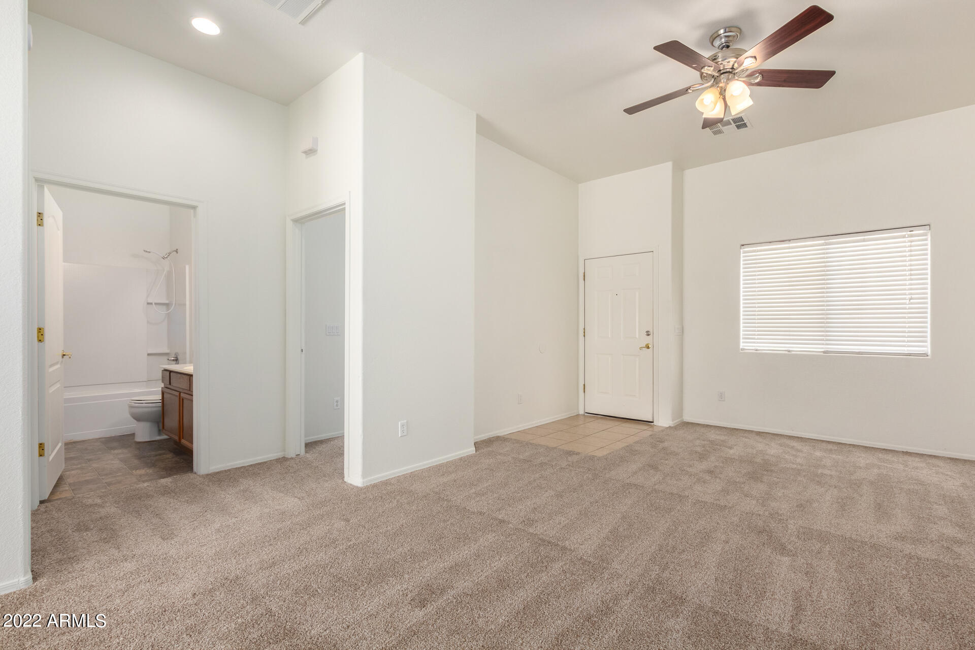 15593 N HIDDEN VALLEY Lane