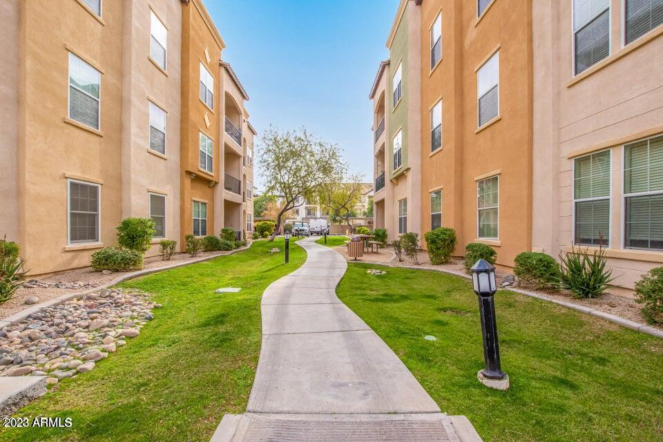 14575 W MOUNTAIN VIEW Boulevard, 11314