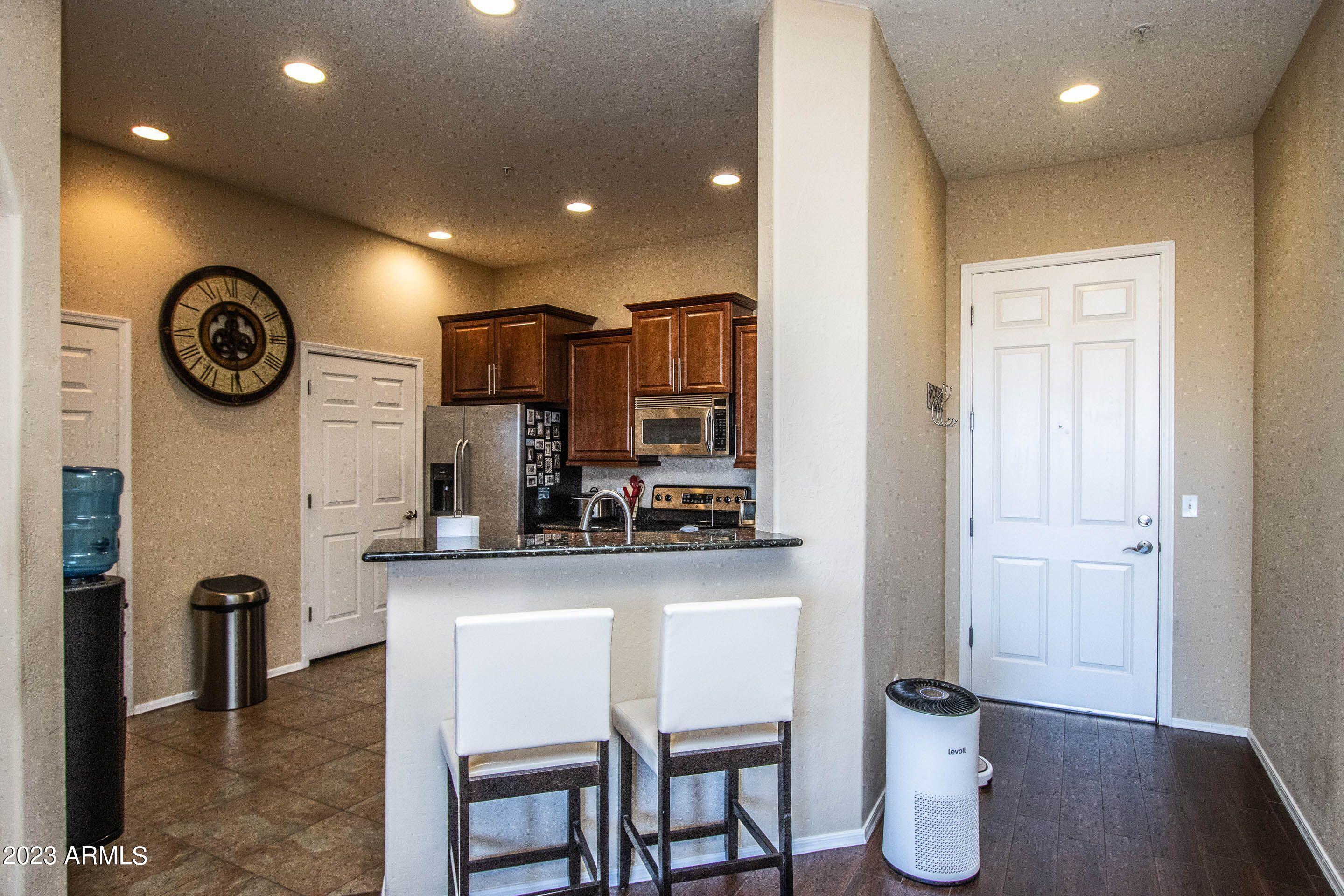 14575 W MOUNTAIN VIEW Boulevard, 11314