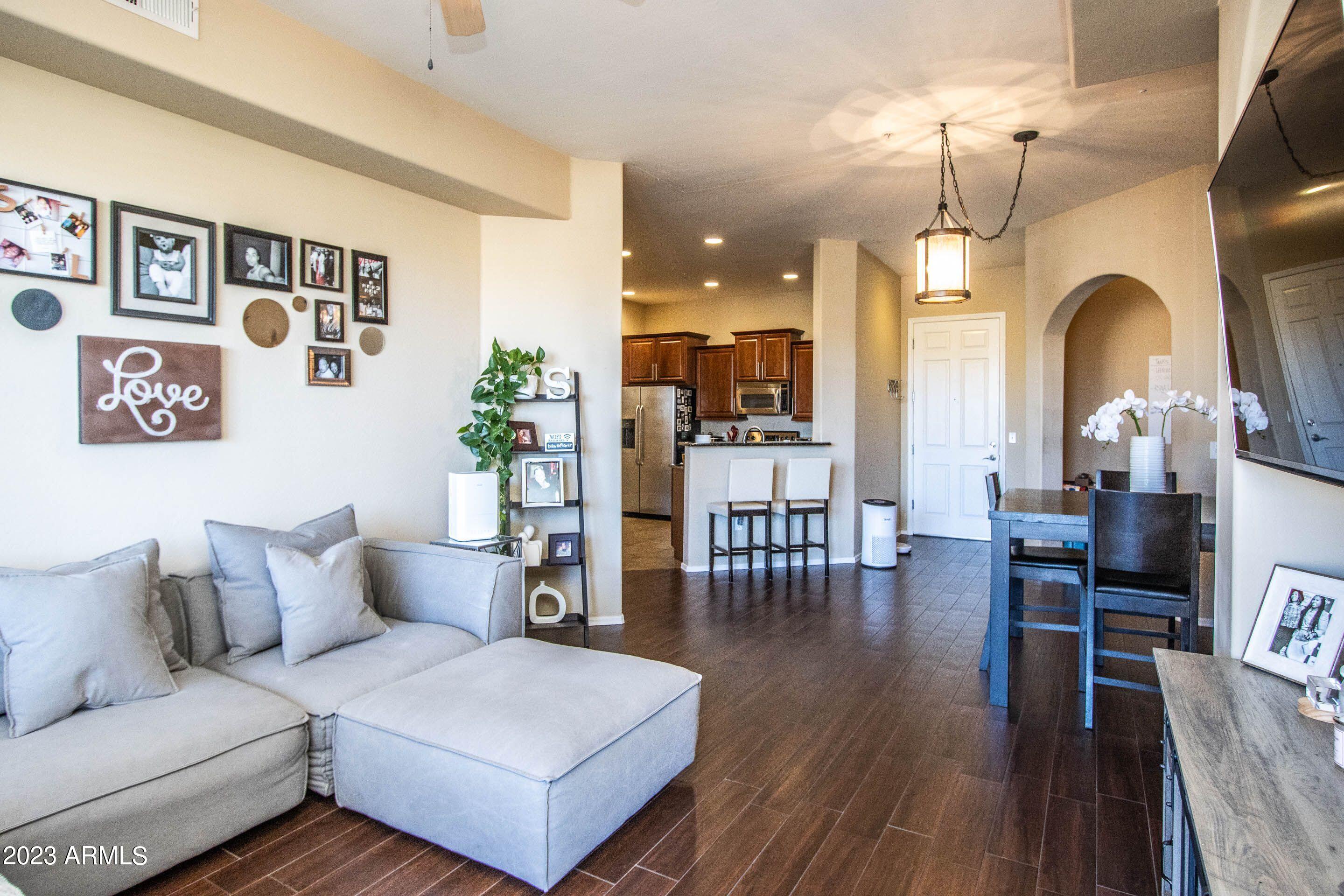 14575 W MOUNTAIN VIEW Boulevard, 11314