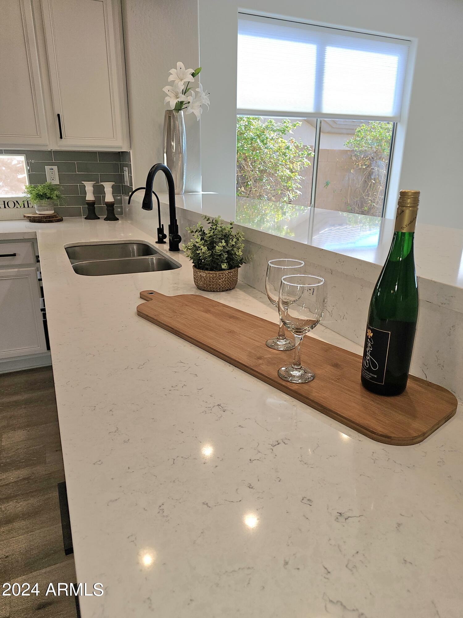 2231 W Valhalla Court