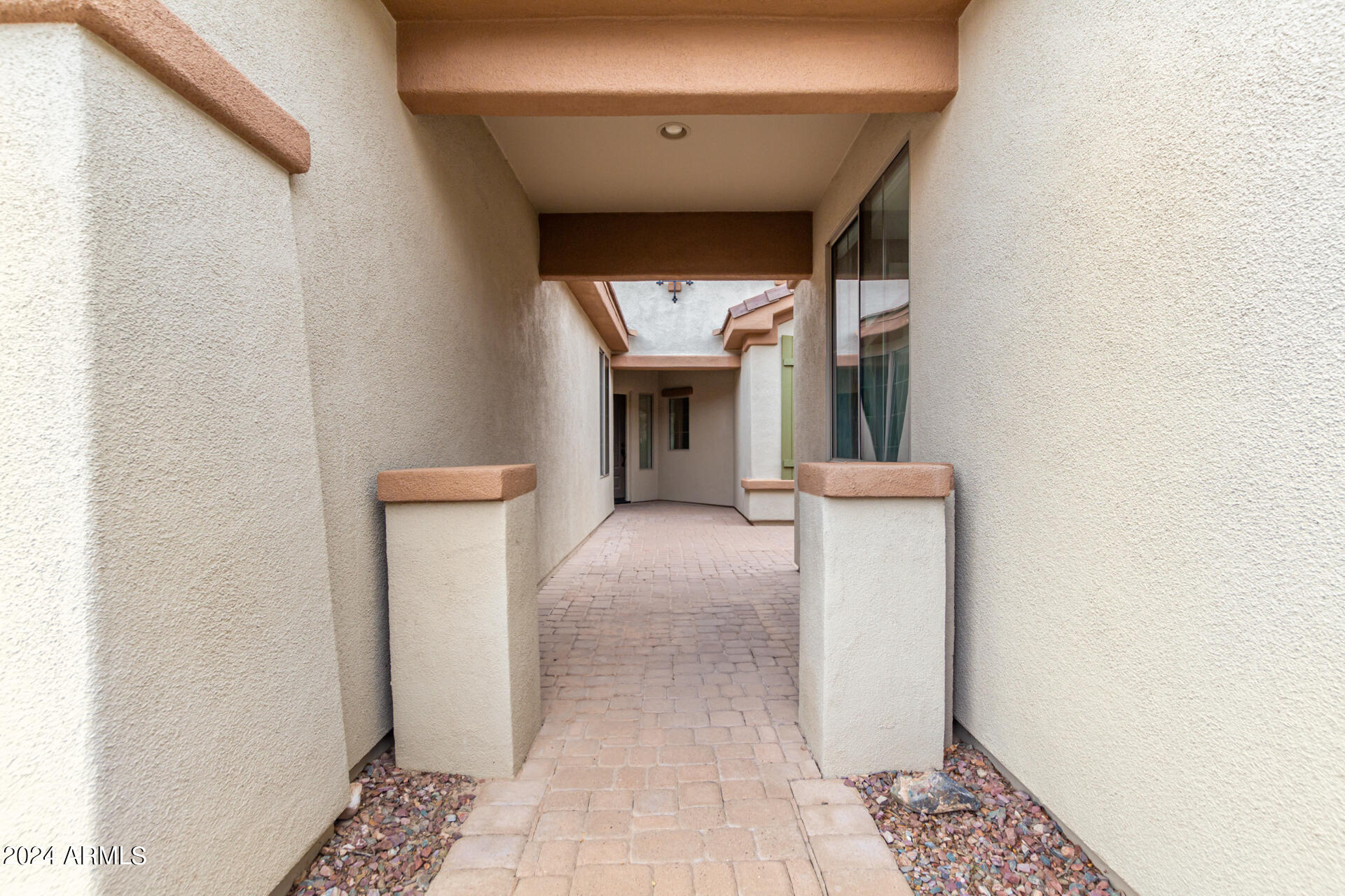2231 W Valhalla Court