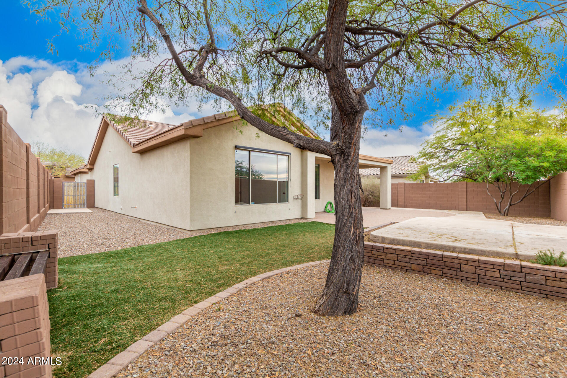 2231 W Valhalla Court
