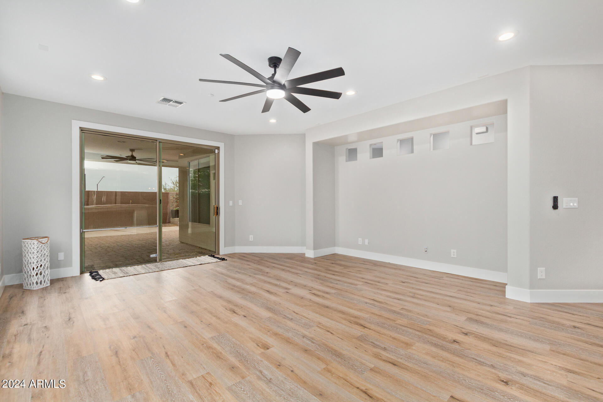 2231 W Valhalla Court