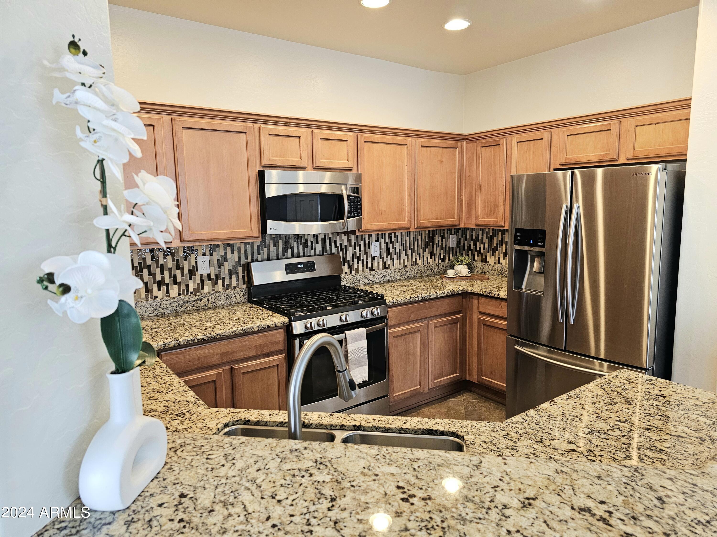 3826 W GHOST FLOWER Lane