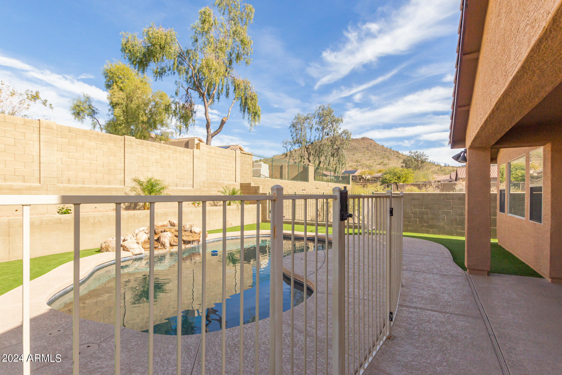 3826 W GHOST FLOWER Lane