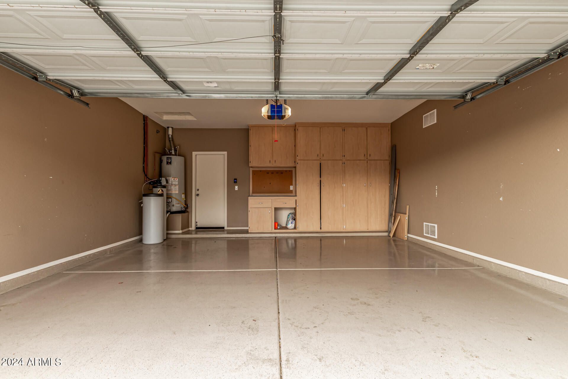 6830 W MORNING VISTA Drive