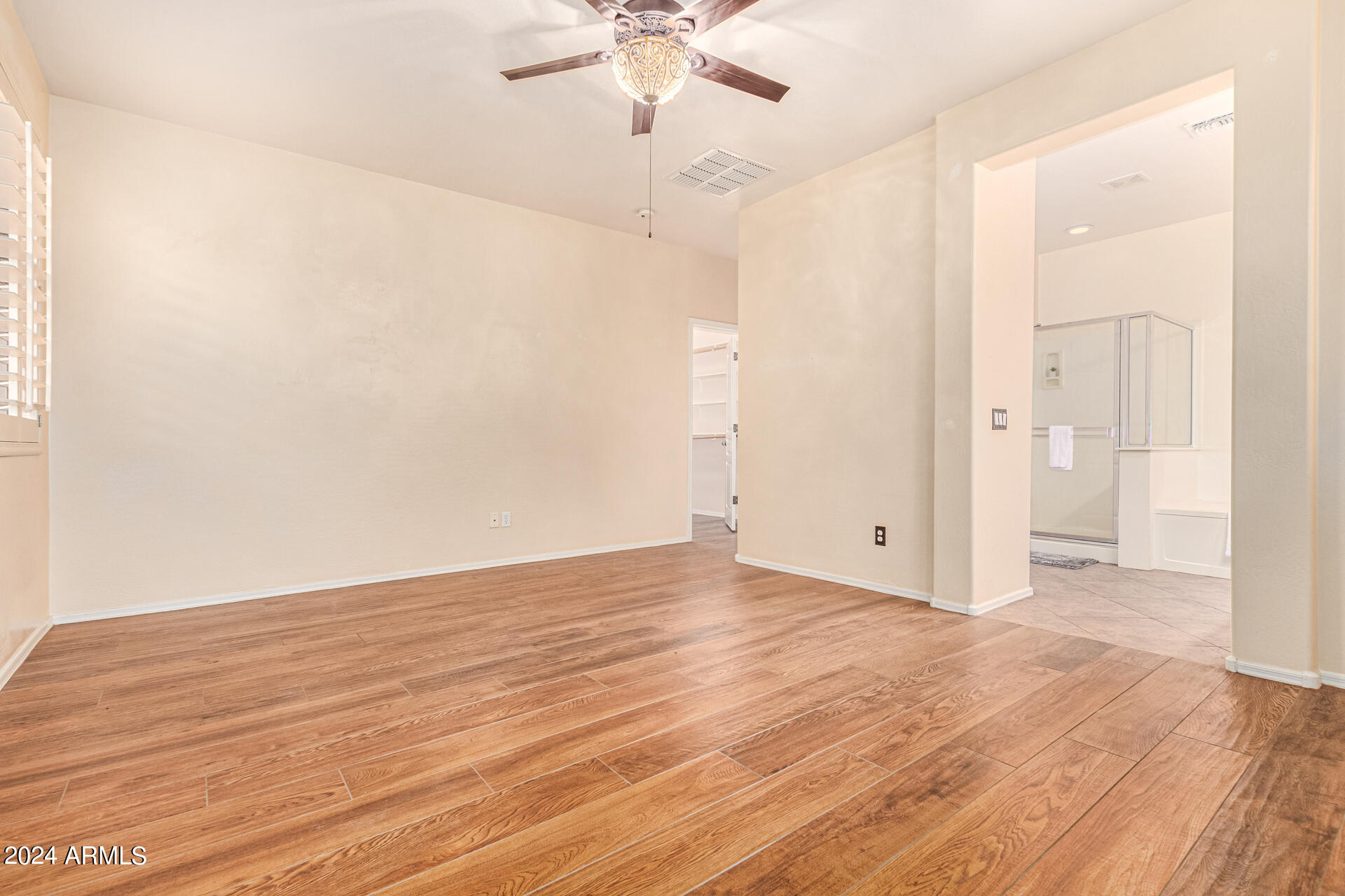6830 W MORNING VISTA Drive